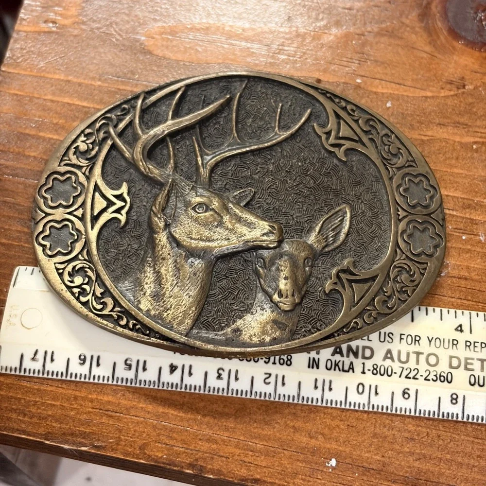 Vintage Solid Brass Buckle‎ Deer & Doe Oval By Award Design Medals USA Hunter